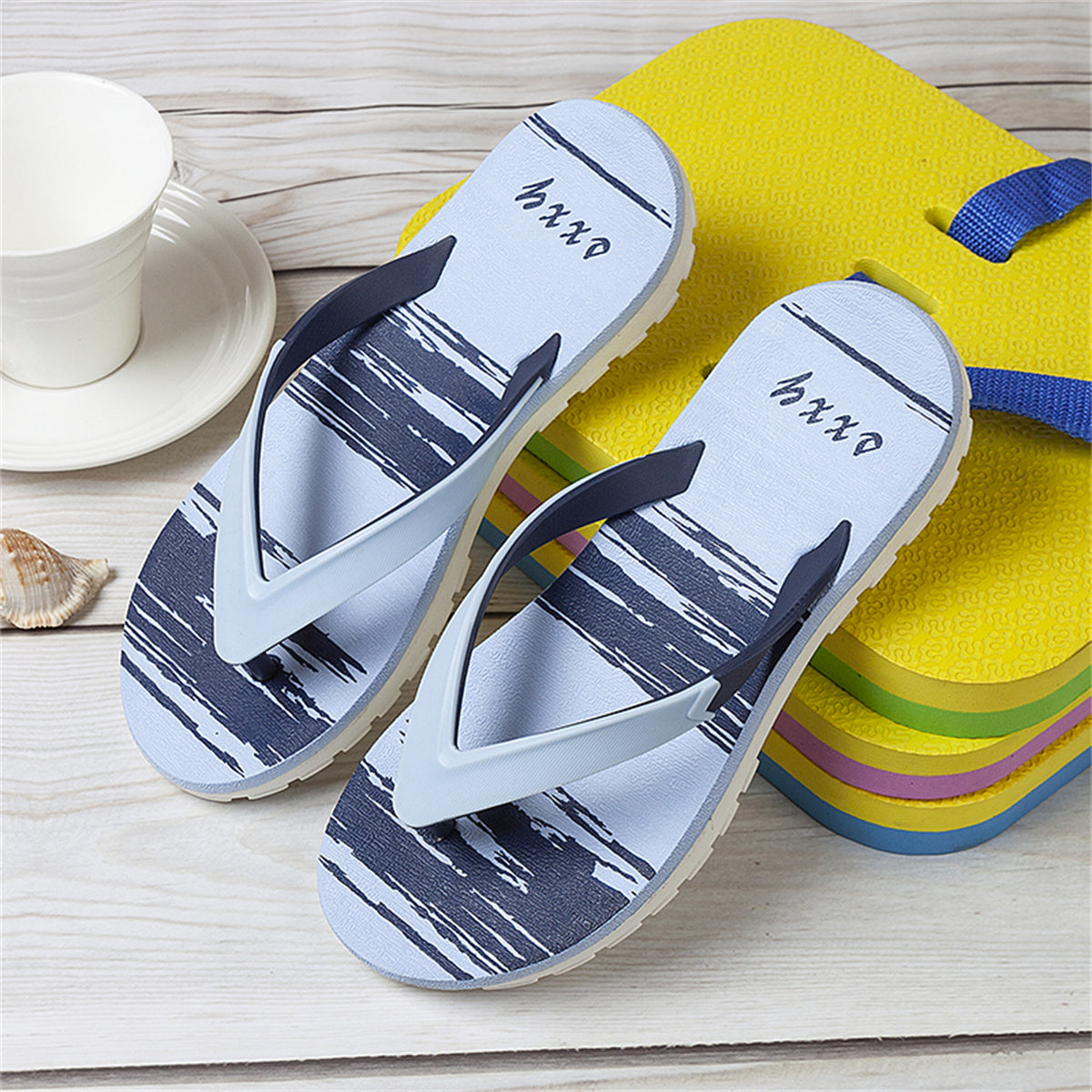Quicksurf Women's Abyss Flip Flops - Wave-Contour Arch Suppor