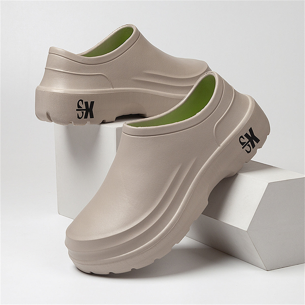 Quicksurf Cloggy Slides - Urban Comfort